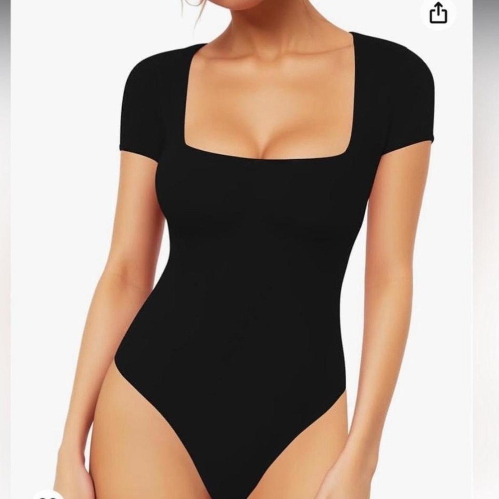 MANGOPOP Square Neck Black Bodysuit Womens M Short Sleeve Stretchy New DC